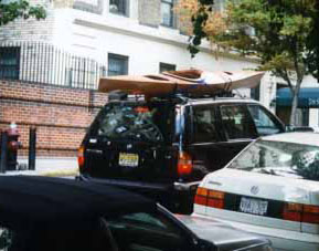 car.jpg (27936 bytes)